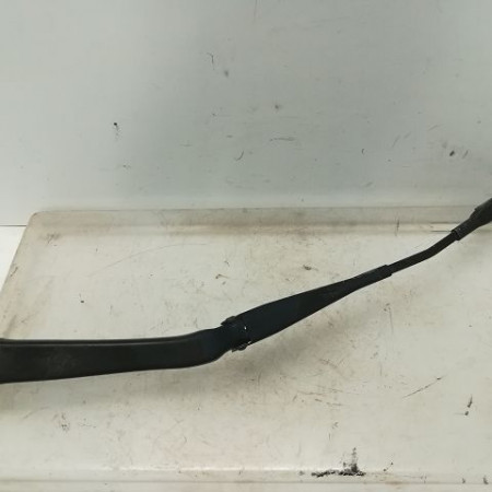 Bras essuie-glace avant gauche occasion B.M.W. SERIE 3 V Phase 2 09-2008->12-2011 320d 184ch 61617253386