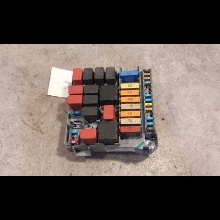 Platine fusible av occasion ALFA ROMEO MI.TO MI.TO Phase 1 2008-09-01->2016-12-31 1.3 JTDM 95ch 50509531