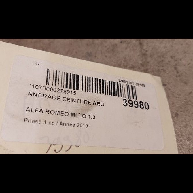 Ancrage ceinture arrière gauche occasion ALFA ROMEO MI.TO MI.TO Phase 1 2008-09-01->2016-12-31 1.3 JTDM 95ch 156084658 3