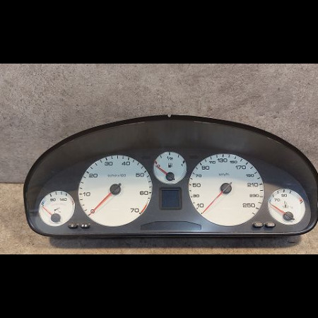 Compteur occasion PEUGEOT 607 Phase 1 11-1999->09-2004 2.2i 16v 6106A6