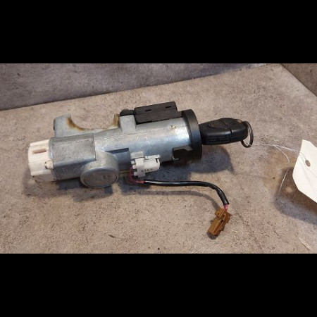 Antivol de direction occasion NISSAN ALMERA II Phase 1 04-2000->09-2002