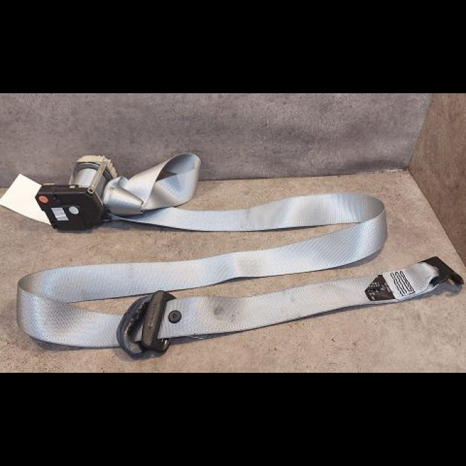 Ceinture arrière gauche occasion OPEL CORSA III Phase 2 08-2003->09-2006 1.3 CDTI 70ch 13181466 1