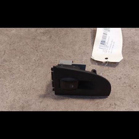Commande lève-glace porte avant droite occasion AUDI A6 II Phase 2 07-2001->05-2004 2.5 TDi 180ch