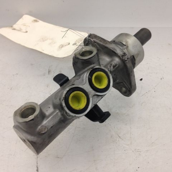 Maitre cylindre occasion PEUGEOT 406 Phase 2 04-1999->04-2004 4601K8 2