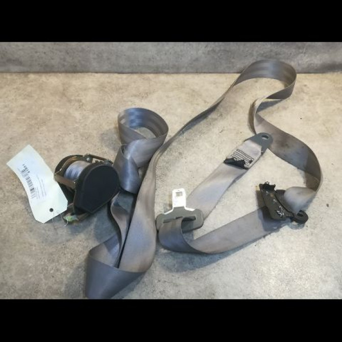 Ceinture arrière gauche occasion RENAULT ESPACE IV Phase 1 09-2002->03-2006 1.9 DCI 8200211692 1