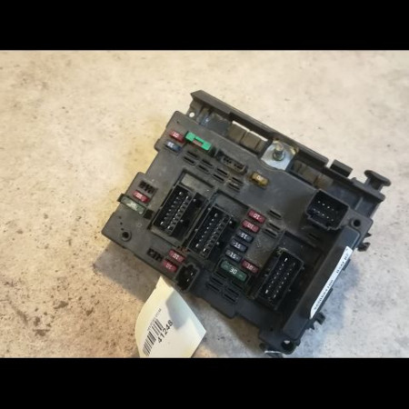 Platine fusible av occasion PEUGEOT 307 Phase 1 04-2001->06-2005 2.0 HDI 90ch
