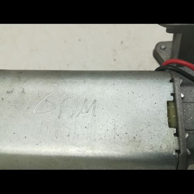 Moteur essuie-glace arrière occasion FIAT MULTIPLA Phase 1 01-1999->09-2004 46737995 3