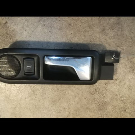 Commande leve-glace porte arrière gauche occasion VOLKSWAGEN PASSAT IV Phase 1 10-1996->10-2000 1.9 TDI 115ch