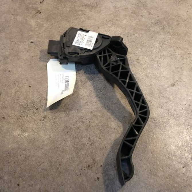 Potentiometre accelerateur occasion PEUGEOT 207 Phase 1 SW 07-2007->03-2013 1.6 HDI 90ch 1