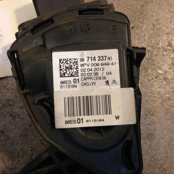 Potentiometre accelerateur occasion PEUGEOT 207 Phase 1 SW 07-2007->03-2013 1.6 HDI 90ch 2