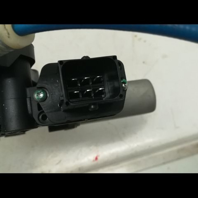 Mecanisme + moteur lève-glace avant droit occasion OPEL CORSA IV Phase 1 09-2006->12-2010 1.3 CDTI 75ch 13447039 3