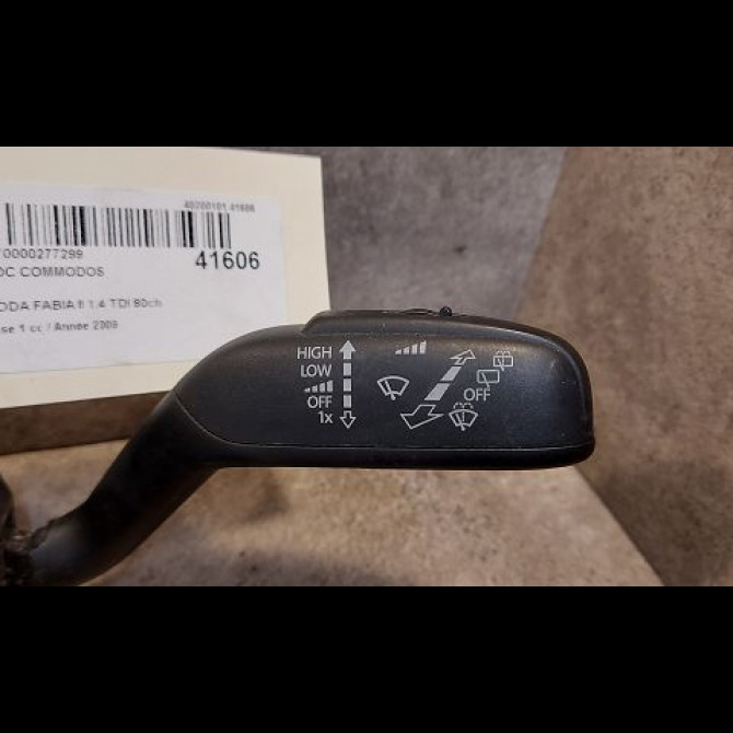 Bloc commodos occasion SKODA FABIA II Phase 1 05-2007->03-2010 1.4 TDI 80ch 7H0953513J9B9 2