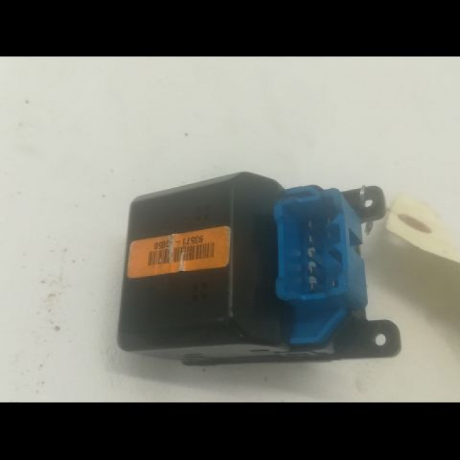 Commande lève-glace porte avant gauche occasion KIA RIO II Phase 1 09-2005->11-2009 1.5 CRDI 2