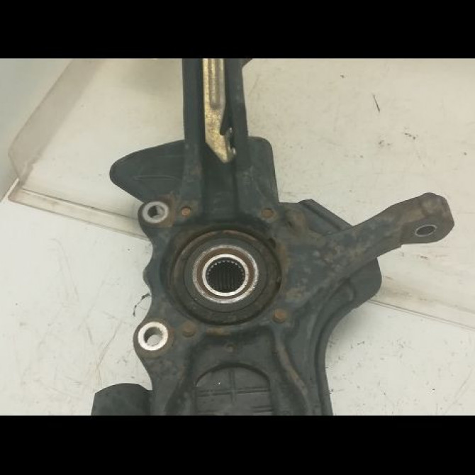 Moyeu avd occasion ALFA ROMEO 147 Phase 1 09-2000->09-2004 46739139 4