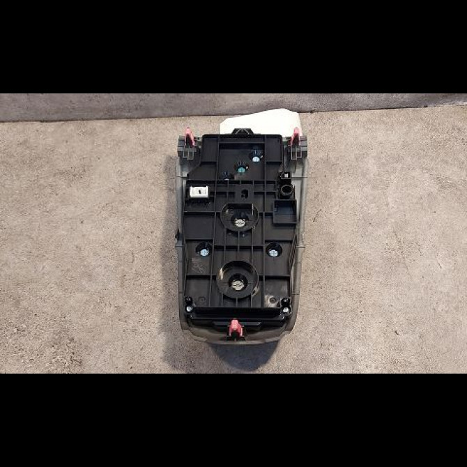 Commande de chauffage occasion TOYOTA YARIS II Phase 2 01-2009->05-2011 1.4 D-4D 90ch 559000D220B0 2