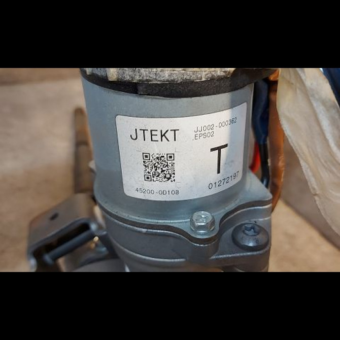 Colonne de direction assistee occasion TOYOTA YARIS II Phase 2 01-2009->05-2011 1.4 D-4D 90ch 452000D165 3