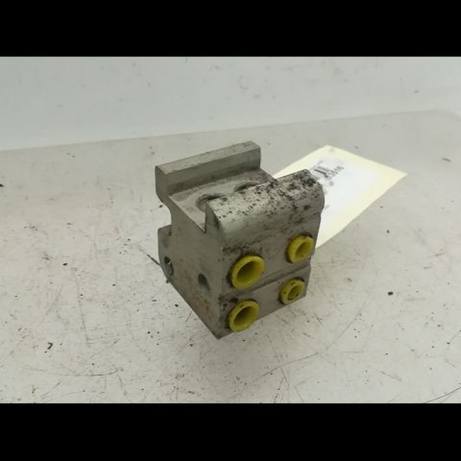 Limiteur/repartiteur de pression arriere occasion RENAULT KANGOO I Phase 1 09-1997->06-2003 1.2i 8v 60ch 1