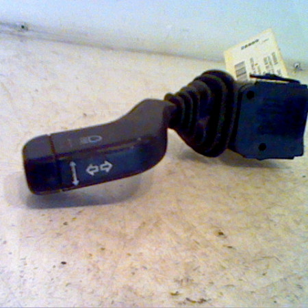 Commande clignotant occasion OPEL CORSA II Phase 2 04-1997->10-2000 1.2i 16v 9181010