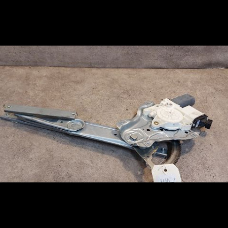 Mecanisme+moteur leve-glace avg occasion TOYOTA COROLLA IX phase 2 07-2004->08-2007 1.4 D 90ch 6982002120