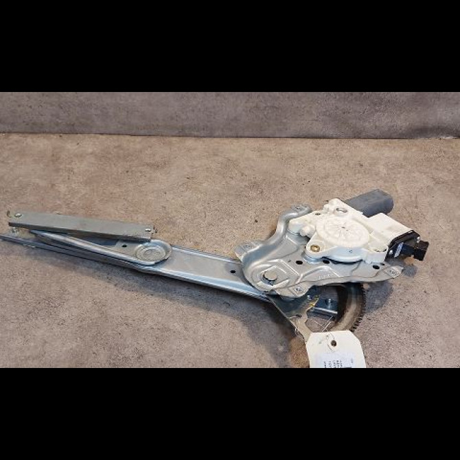 Mecanisme+moteur leve-glace avg occasion TOYOTA COROLLA IX phase 2 07-2004->08-2007 1.4 D 90ch 6982002120 1