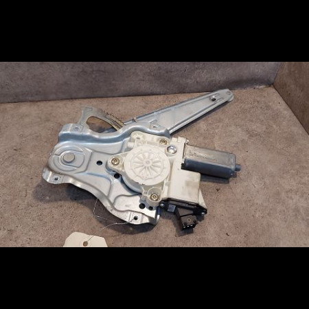 Mecanisme+moteur leve-glace ard occasion TOYOTA COROLLA IX phase 2 07-2004->08-2007 1.4 D 90ch 6983002090