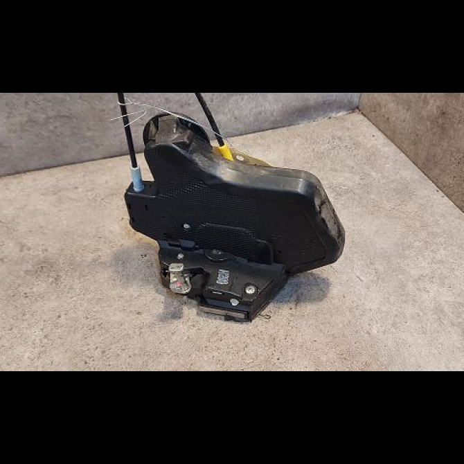 Serrure porte arg occasion TOYOTA COROLLA IX phase 2 07-2004->08-2007 1.4 D 90ch 6934002081 3