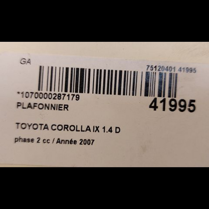 Plafonnier occasion TOYOTA COROLLA IX phase 2 07-2004->08-2007 1.4 D 90ch 8126012110B0 3