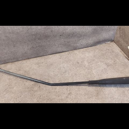 Bras essuie-glace arrière occasion RENAULT 19 Phase 1 07-1989->04-1992 1.4i 7701034426