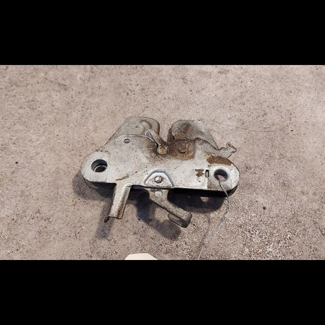 Serrure capot occasion RENAULT CLIO I Phase 2 03-1994->03-1996 1.4 7700310915 1