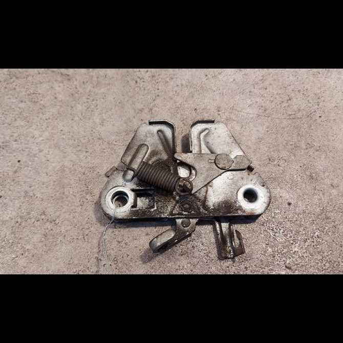 Serrure capot occasion RENAULT CLIO I Phase 2 03-1994->03-1996 1.4 7700310915 2