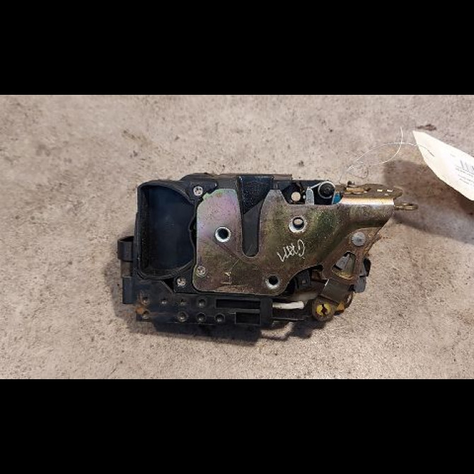 Serrure porte avg occasion CHEVROLET KALOS Phase 1 03-2005->05-2008 1.4 85ch 96272643 1