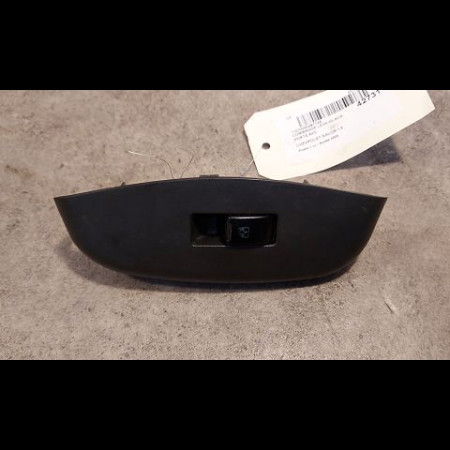 Commande lève-glace porte avant droite occasion CHEVROLET KALOS Phase 1 03-2005->05-2008 1.4 85ch 96425602