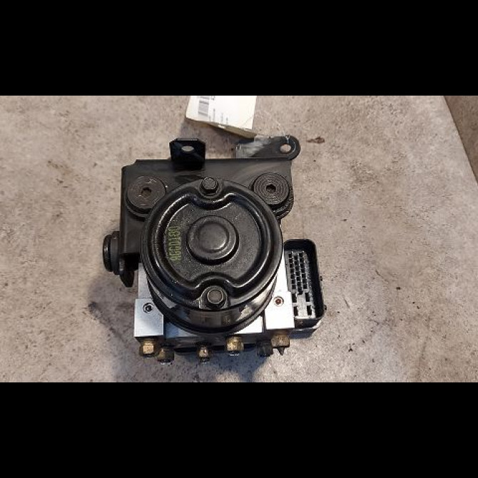 Unité hydraulique ABS occasion CHEVROLET KALOS Phase 1 03-2005->05-2008 1.4 85ch 96470254 2
