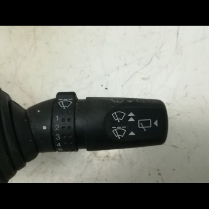 Commande essuie glace occasion FORD MONDEO I Phase 1 01-1993->09-1996 1.8 TD 2