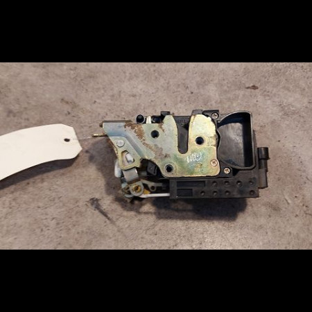 Serrure porte avd occasion CHEVROLET KALOS Phase 1 03-2005->05-2008 1.4 85ch 96272644