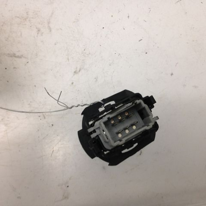 Commande lève-glace porte avant droite occasion RENAULT LAGUNA II Phase 1 11-2000->03-2005 1.6 16v 8200167232 2