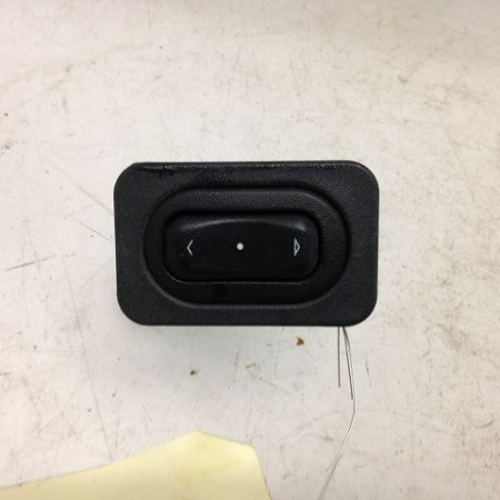 Commande lève-glace porte avant droite occasion OPEL CORSA III Phase 2 08-2003->09-2006 1.3 CDTI 24411032