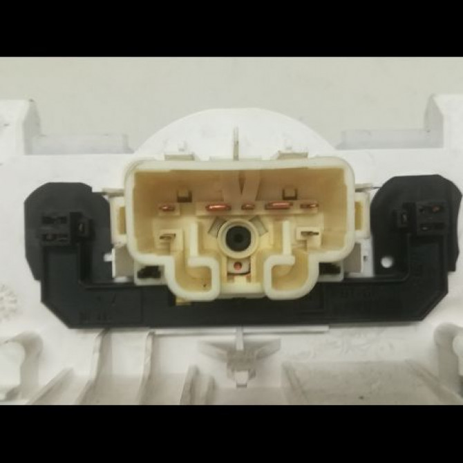 Commande de chauffage occasion PEUGEOT 107 Phase 2 01-2009->01-2012 1.0i 70ch 12v 3