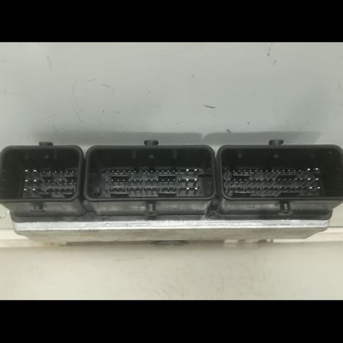 Calculateur moteur occasion RENAULT CAPTUR Phase 1 02-2013->... 0.9 90 ch 237107175R 5