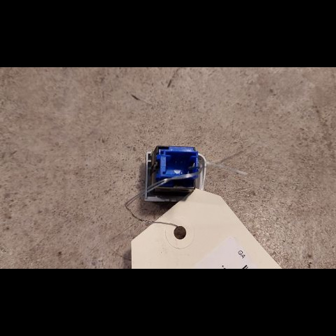 Bouton de warning occasion PEUGEOT 208 Phase 2 04-2015->... 1.0 PURETECH 68ch 2