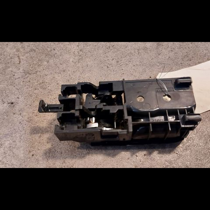 Poignee int porte avd occasion TOYOTA COROLLA IX phase 2 07-2004->08-2007 1.4 D 90ch 6920505040A0 2