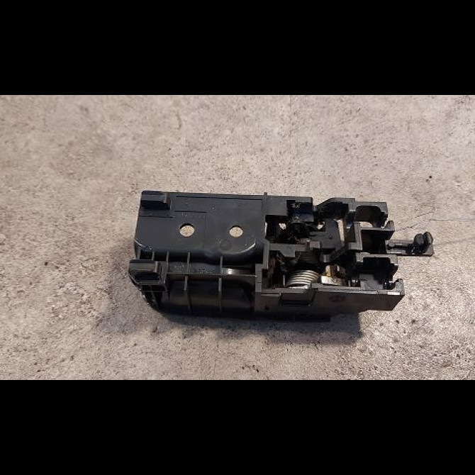 Poignee int porte arg occasion TOYOTA COROLLA IX phase 2 07-2004->08-2007 1.4 D 90ch 6920605040A0 2