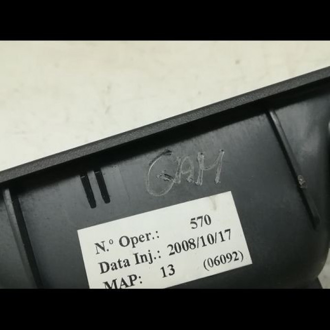 Commande leve-glace porte arrière droite occasion RENAULT MODUS Phase 1 09-2004->12-2007 1.4i 16v 8200214936 4