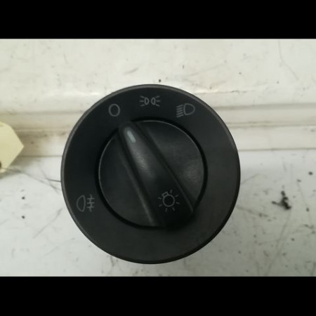 Commande eclairage occasion VOLKSWAGEN GOLF IV GOLF IV Phase 1 1998-01-01->2005-06-30 1.9 TDI 100ch 1C094153120H