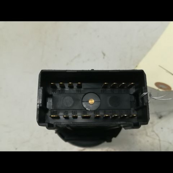 Commande eclairage occasion VOLKSWAGEN GOLF IV GOLF IV Phase 1 1998-01-01->2005-06-30 1.9 TDI 100ch 1C094153120H 3