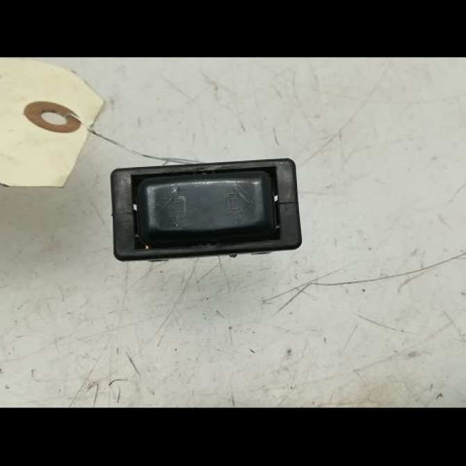 Commande lève-glace porte avant droite occasion CITROEN C15 Phase 1 07-1987->06-1996 1