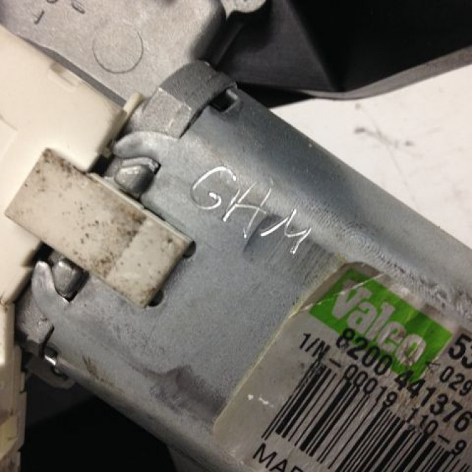 Moteur essuie-glace arrière occasion DACIA LOGAN I Phase 1 06-2005->06-2008 1.5 DCI 85ch 4