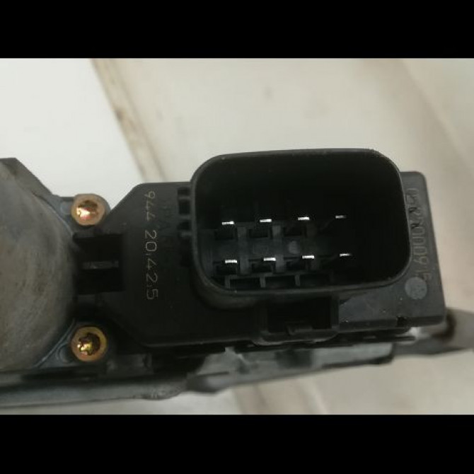 Mecanisme + moteur lève-glace avant droit occasion FORD FOCUS I Phase 1 10-1998->09-2004 1.8 TDCI 100ch 1331616 3