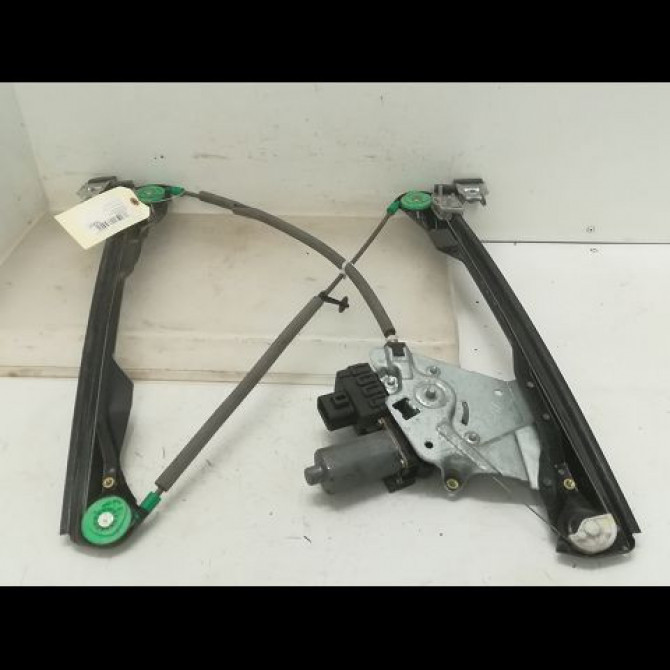 Mecanisme + moteur lève-glace avant droit occasion FORD FOCUS I Phase 1 10-1998->09-2004 1.8 TDCI 100ch 1331616 4
