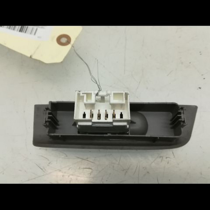 Commande lève-glace porte avant droite occasion FIAT MULTIPLA Phase 1 01-1999->09-2004 2